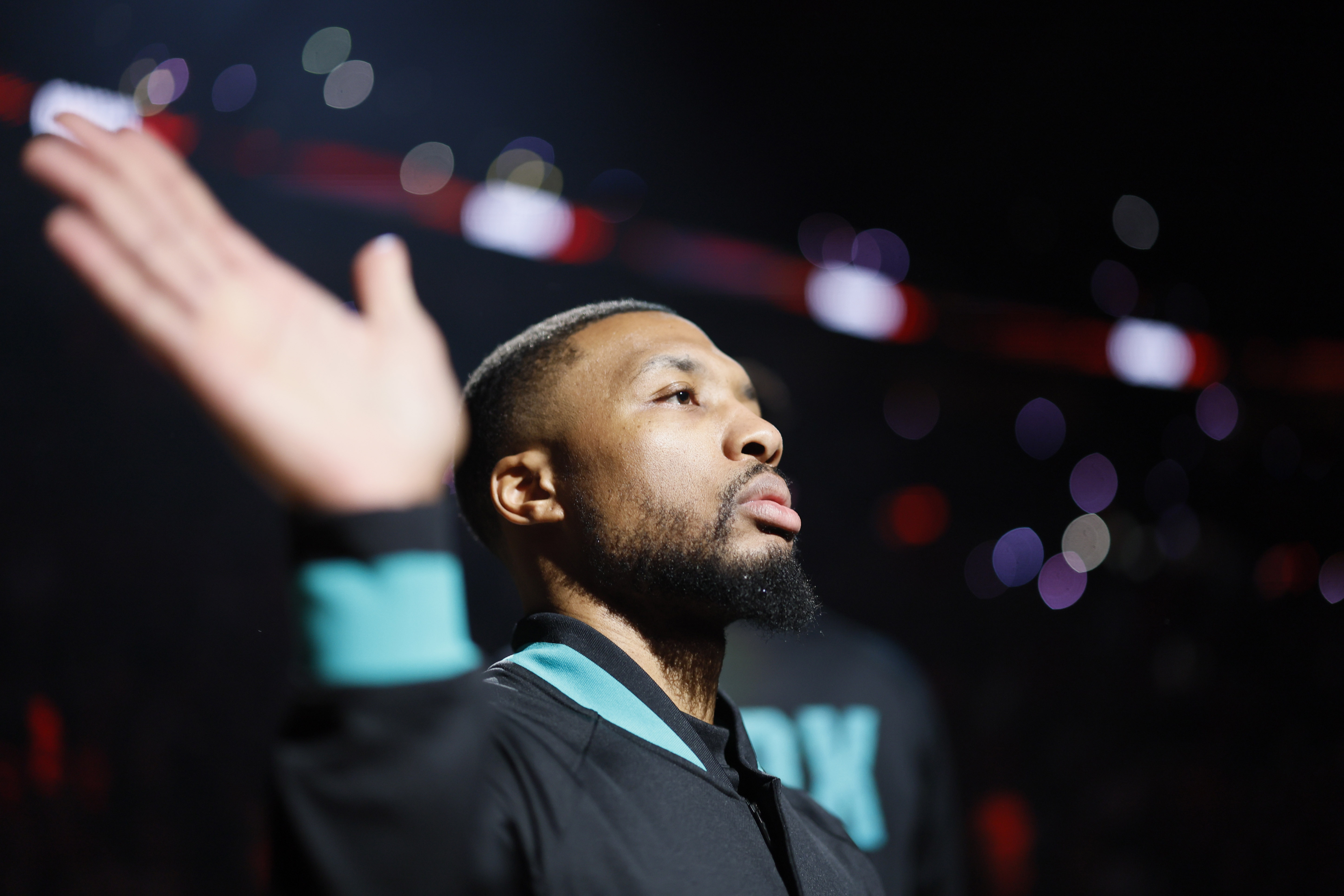 米乐m6官网入口-雄鹿力克灰熊，胜利来之不易的简单介绍