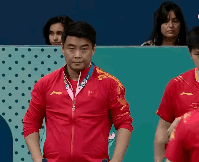 米乐体育网站-四川队斩获胜利，铁腕统治赛场传奇