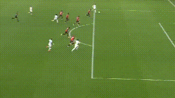 米乐m6官网-奥巴马射失关键点球，曼联难逃出局